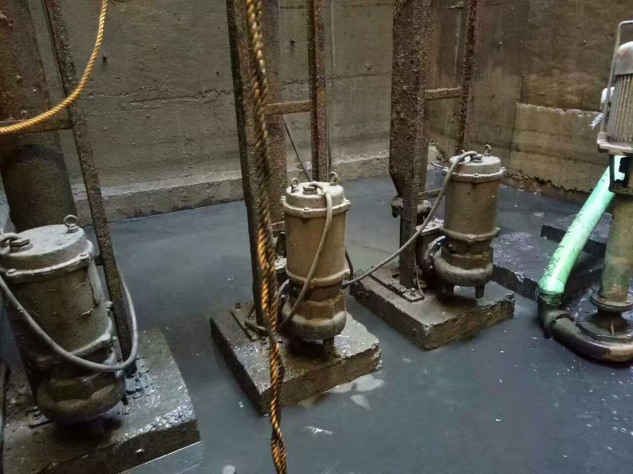 黄冈污水池清理