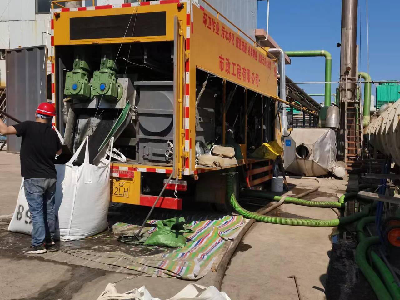 黄冈淤泥压干处理